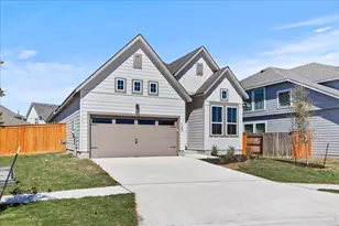 130 Paul Pena Dr, San Marcos, TX 78666 - Photo 2