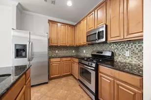 2013 Amur Dr, Austin, TX 78745 - Photo 10