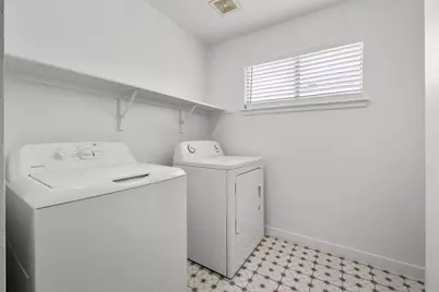 1428 Poppy Seed Lane, Austin, TX 78741 - Photo 20