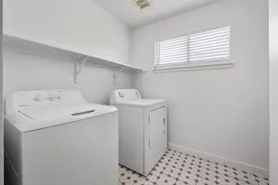 1428 Poppy Seed Ln, Austin, TX 78741 - Photo 20