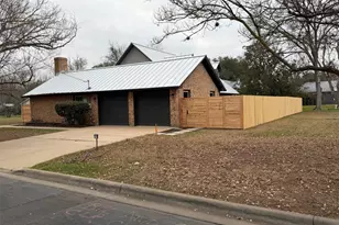 503 Elm St, Bastrop, TX 78602 - Photo 1