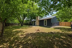 7002 Teaberry Dr, Austin, TX 78745 - Photo 24