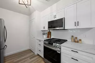 7002 Teaberry Dr, Austin, TX 78745 - Photo 12