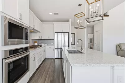 316 Clearlake Drive, Hutto, TX 78634 - Photo 28