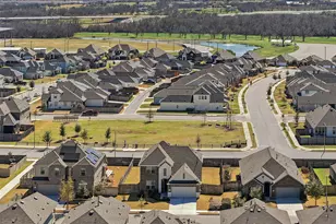 316 Clearlake Dr, Hutto, TX 78634 - Photo 36