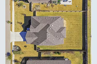 316 Clearlake Drive, Hutto, TX 78634 - Photo 36