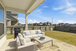 316 Clearlake Dr, Hutto, TX 78634 - Photo 6