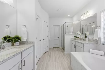 316 Clearlake Drive, Hutto, TX 78634 - Photo 10