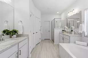 316 Clearlake Dr, Hutto, TX 78634 - Photo 10