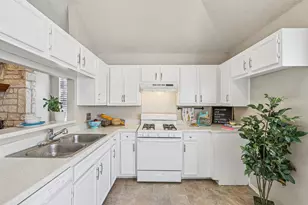 1503 Lantana Dr, Round Rock, TX 78664 - Photo 16