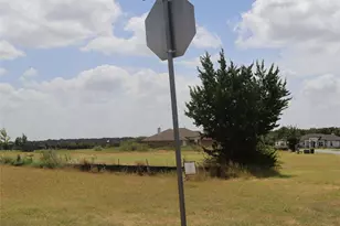 600 Rawhide Ln, Florence, TX 76527 - Photo 1