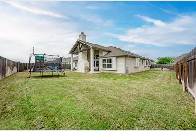 548 Elm Green Street, Hutto, TX 78634 - Photo 36
