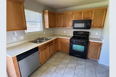 8901 Vigen Circle, Austin, TX 78748 - Photo 8