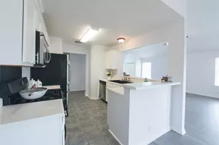 1000 Moon Glow Dr, Leander, TX 78641 - Photo 10