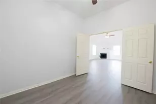 1000 Moon Glow Dr, Leander, TX 78641 - Photo 18