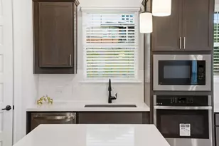 716 Coppell Ct E, Leander, TX 78641 - Photo 10