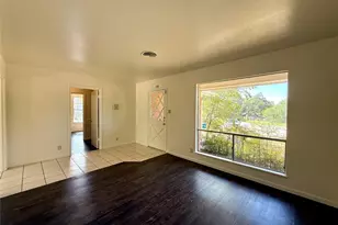 2711 Little John Ln, Austin, TX 78704 - Photo 4