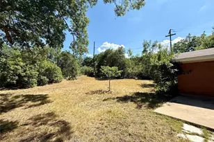 2711 Little John Ln, Austin, TX 78704 - Photo 24