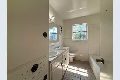 2711 Little John Lane, Austin, TX 78704 - Photo 12