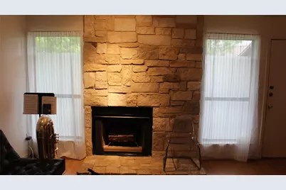 612 Park Place #302, Austin, TX 78705 - Photo 2