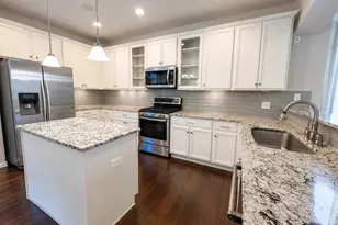 604 Vista Gardens Dr, Buda, TX 78610 - Photo 8