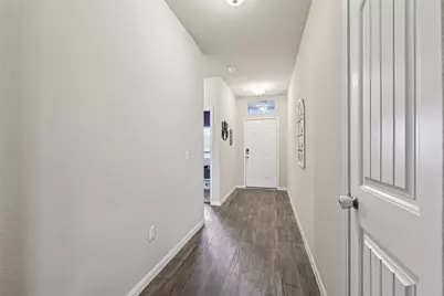 109 San Bernard Trail, Hutto, TX 78634 - Photo 4