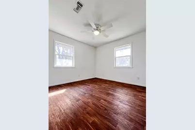 803 W 25th Street, Cameron, TX 76520 - Photo 12