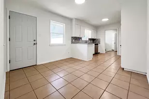 803 W 25th St, Cameron, TX 76520 - Photo 10