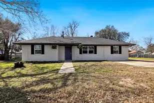 803 W 25th St, Cameron, TX 76520 - Photo 22