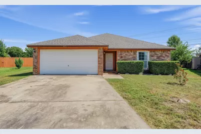 823 Ruby Court, Jarrell, TX 76537 - Photo 1