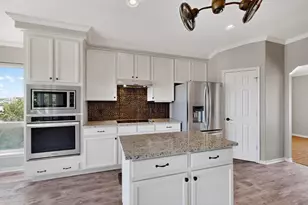 21200 High Dr, Lago Vista, TX 78645 - Photo 16