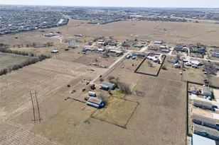 100 Prairie Dr, Jarrell, TX 76537 - Photo 40