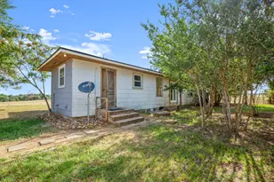 1099 Private Road 1061, Paige, TX 78659 - Photo 12