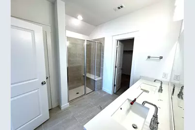 612 Quail Convey Drive, Jarrell, TX 76537 - Photo 6