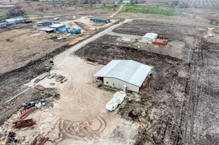 1889 Co Rd 487, Taylor, TX 76574 - Photo 30