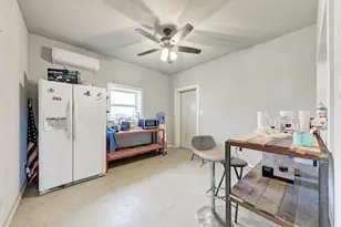 1889 Co Rd 487, Taylor, TX 76574 - Photo 26