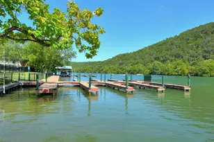 1016 SANTALUZ Path, Austin, TX 78732 - Photo 40