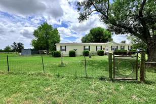 2303 Webberwood Dr, Webberville, TX 78621 - Photo 4