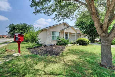 136 Holmstrom Street, Hutto, TX 78634 - Photo 6
