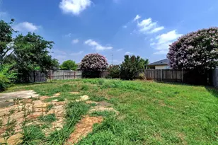 136 Holmstrom St, Hutto, TX 78634 - Photo 22