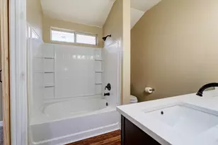 136 Holmstrom St, Hutto, TX 78634 - Photo 16