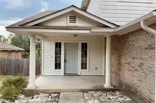 3590 Rock Shelf Ln, Round Rock, TX 78681 - Photo 2