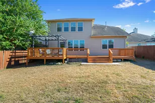 708 Marc Taylor Dr, Austin, TX 78745 - Photo 32
