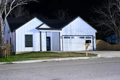 516 N Hackberry Avenue, Luling, TX 78648 - Photo 2