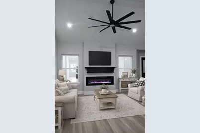 516 N Hackberry Avenue, Luling, TX 78648 - Photo 34