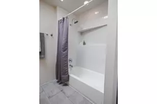 1902 New York Ave, Austin, TX 78702 - Photo 30