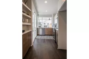 1902 New York Ave, Austin, TX 78702 - Photo 10