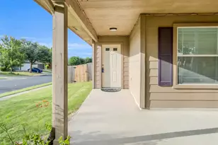 1209 Anise Dr, Austin, TX 78741 - Photo 4
