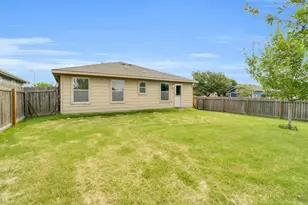 1209 Anise Dr, Austin, TX 78741 - Photo 30