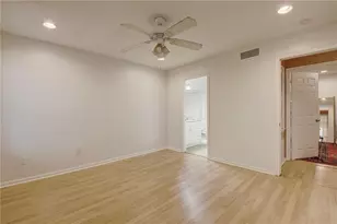 2529 Rio Grande St, Austin, TX 78705 - Photo 10